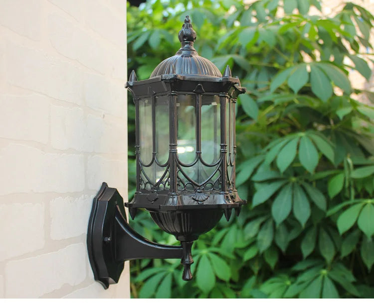 Luminária De Parede Externa, Luminária Para Varanda, Luminária De Parede Impermeável, Luminária Resistente à Ferrugem, Luminária Para Área Externa, Luminária Retrô Parede, Luminária Vintage Externa, Luminária Para Jardim, Iluminação De Parede Externa, Luminária De Parede Clássica, Luminária Decorativa Externa, Luminária De Alumínio, Luminária Para Pátio, Luminária De Parede Para Corredor, Iluminação Externa Residencial, Luminária Estilo Retrô, Luminária Parede Preta, Luminária De Parede Bratta, Lojas Bratta
