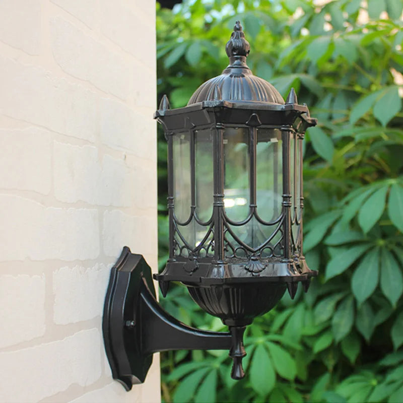 Luminária De Parede Externa, Luminária Para Varanda, Luminária De Parede Impermeável, Luminária Resistente à Ferrugem, Luminária Para Área Externa, Luminária Retrô Parede, Luminária Vintage Externa, Luminária Para Jardim, Iluminação De Parede Externa, Luminária De Parede Clássica, Luminária Decorativa Externa, Luminária De Alumínio, Luminária Para Pátio, Luminária De Parede Para Corredor, Iluminação Externa Residencial, Luminária Estilo Retrô, Luminária Parede Preta, Luminária De Parede Bratta, Lojas Bratta
