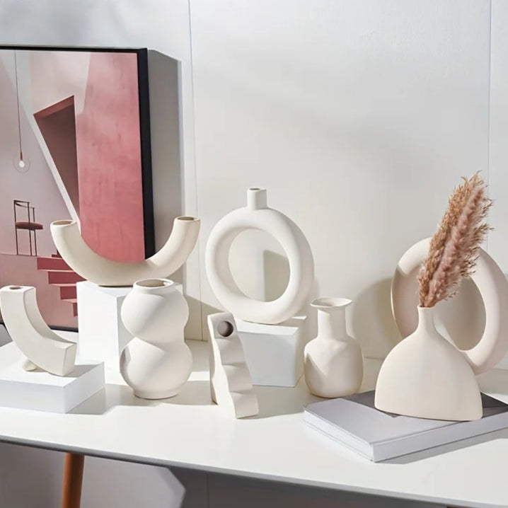 Vaso Circular de Cerâmica Nórdico, Rosquinhas Vazadas, Vaso de Flores, Decoração de Sala de Estar, Acessórios de Decoração de Mesa Modera, presente,Decoração de Escritório, Decoração Moderna, Acessórios para Casa, Vaso de Flores, Vaso de Cerâmica, Modelo de Tema, Vaso Redondo, Vaso Nórdico Circular Oco, Vaso Largo, Vaso de Cerâmica Minimalista Moderno, Vaso de Cerâmica Minimalista, Vaso Curvo, Vaso Circular em Cerâmica, Vaso Arco, Vaso Alto, Jarro de Cerâmica Minimalista Moderno - Lojas Bratta