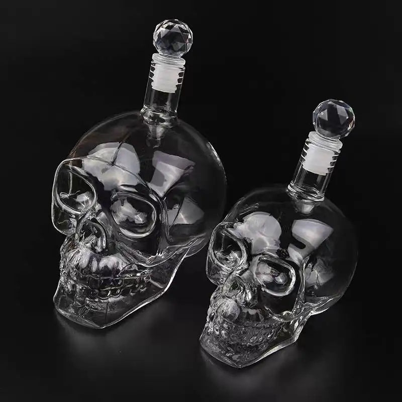 Criativo crânio cabeça decantador garrafa de cristal vodka garrafa de vinho dispensador de vidro de vinho cerveja, Decantador Em Forma De Crânio, Decantador De Cristal, Decantador Criativo, Decantador Moderno, Decantador Para Whisky, Decantador Para Vodka, Decoração Para Bar, Presente Irreverente, Presente Criativo, Presente Para Colecionador, Cristal Decorativo, Vidro Resistente, Vidro Sustentável, Estilo Arrojado, Design Ousado, Decantador Bratta, Arte Em Vidro, Peça Decorativa, Lojas Bratta