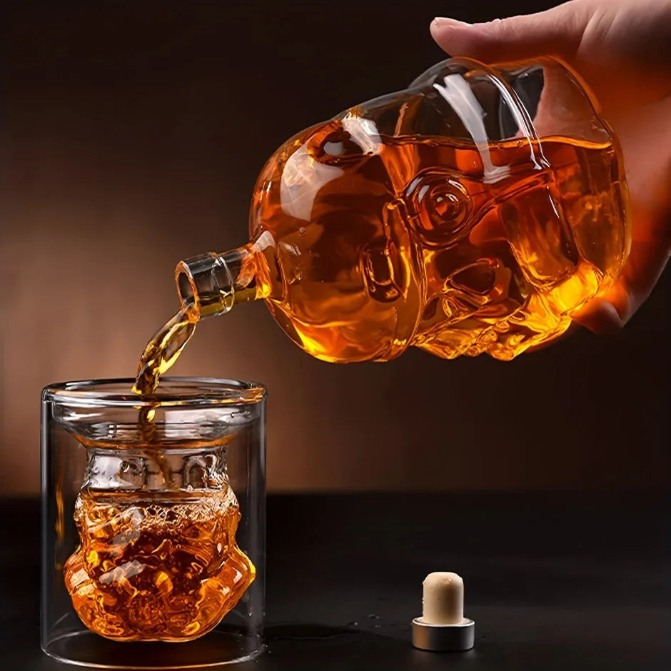 Conjunto Para Uísque, Conjunto Com Decantador, Decantador Com Copos, Presente Para Homem, Presente Sofisticado, Kit Para Bar, Conjunto Elegante, Decantador De Vidro, Copos De Vidro, Conjunto Para Vinho, Conjunto Para Vodka, Conjunto Para Licor, Decoração Para Bar, Estilo Moderno, Vidro De Qualidade, Presente Criativo, Presente De Luxo, Decantador Bratta, Copo Para Uísque, Kit Barware, Conjunto Bratta, Lojas Bratta