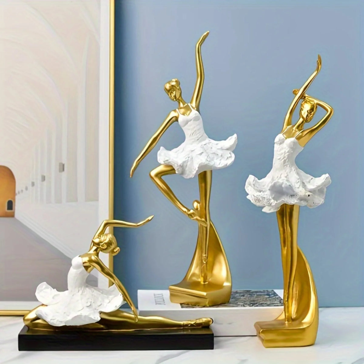 Escultura de resina europeia - Estatueta de dançarina de balé dourada para decoração elegante de sala de estar , Presente para entusiastas da dança, Estátua Dançarina de Balé Dourada, Estatueta Dançarina de Balé Dourada, Escultura Dançarina de Balé Dourada, escultura, Enfeite Bailarina de Balé Dourada, Enfeite Bailarina de Balé, decoração, Dançarina de Balé, Dançarina de Ballet, Boablaze Dançarina Dourada, Boablaze Dançarina de Balé Dourada, balé, Bailarina Decorativa em Resina-Lojas Bratta