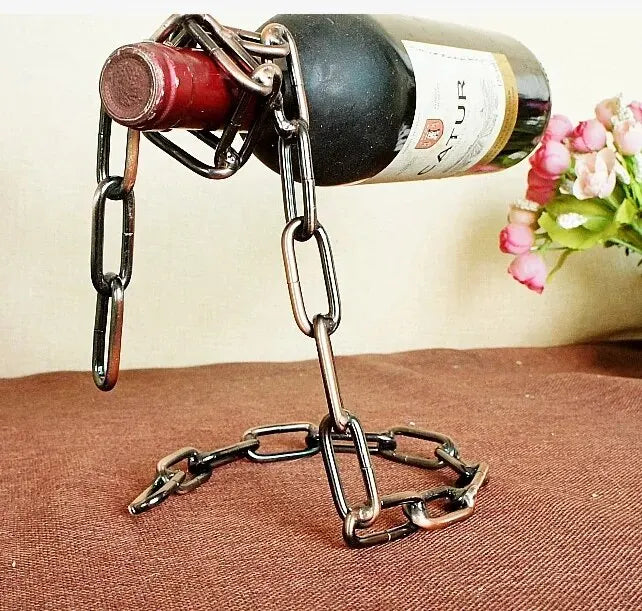 Suporte de exibição de garrafa de rack de corrente de suspensão mágica, Porta-Garrafas Corrente Mágica, Suporte De Garrafa Criativo, Porta Vinho Flutuante, Corrente De Metal Para Vinho, Decoração Moderna Com Estilo, Suporte Inusitado Para Vinhos, Presente Para Amante De Vinho, Acessório Decorativo De Metal, Efeito Visual Surpreendente, Porta-Garrafas Com Ilusão Ótica, Peça Decorativa Para Bar E Sala, Design Diferenciado Com Charme, Porta-Garrafas Bratta, Lojas Bratta