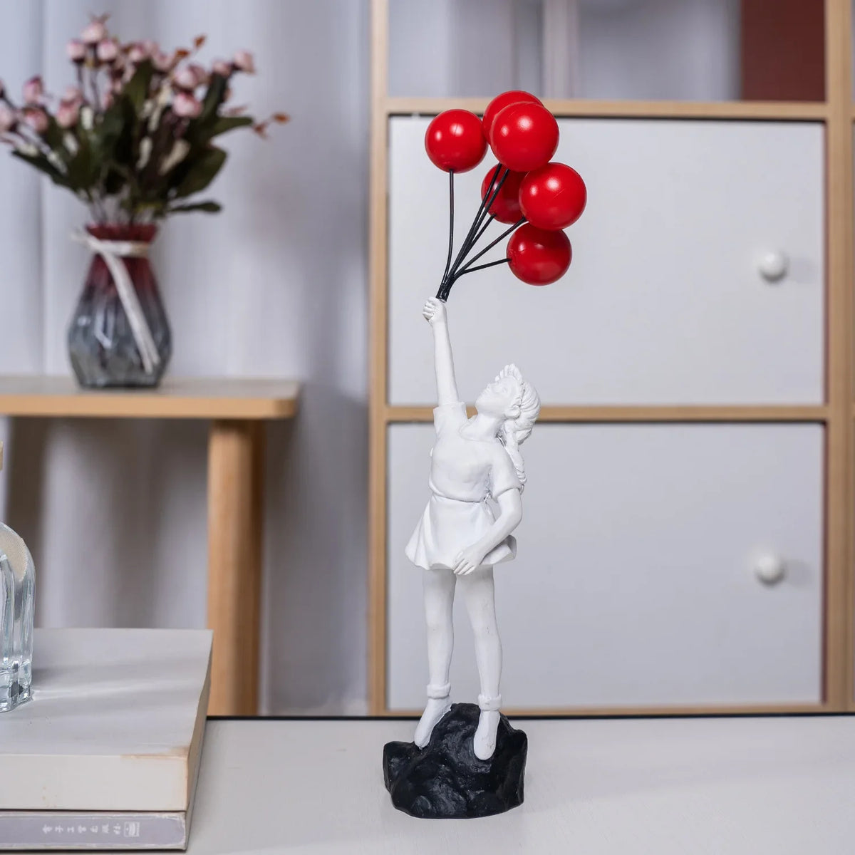 Decoração de Casa Decoração do Quarto criativo amor balão menina Escultura Ornamentos Abstrato Moderno casa desktop, Obra de Arte Decoração Escultura, Escultura Nórdica Moderna Balões de Infância, Escultura Estatueta de Menina de Balão, Escultura em Resina Meninas e Balões, Escultura Balloon, Escultura, Decoração Moderna, Balão, Arte Abstrata-Lojas Bratta