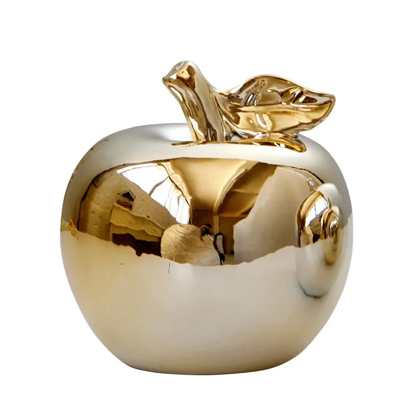 Enfeites de maçã de cerâmica em cores douradas e prateadas, estilo nórdico europeu simples e moderno, Presentes Criativos, Ornamentos de Maçã Prata e Ouro, Obra de Arte Minimalista de Maçã Prata e Ouro, Estilo Moderno Decoração para Casa, Estatuetas de Maçã Prata e Ouro, Escultura de Maçã Ouro e Prata, Cerâmica – Lojas Bratta.