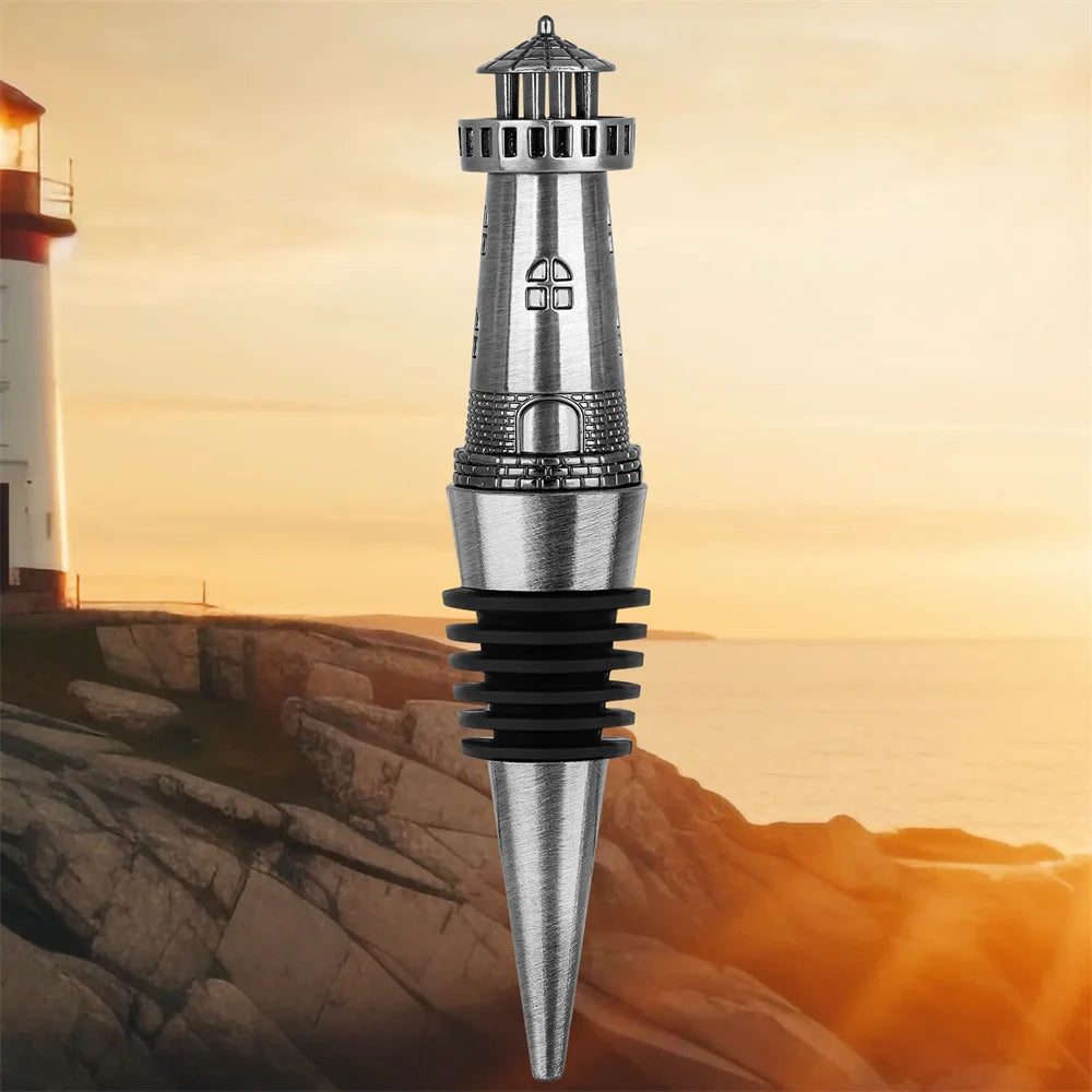 Rolha de Garrafa, Rolha Farol, Vedação para Vinho, Tampa Decorativa, Rolha Criativa, Estilo Náutico, Acessório para Vinho, Tampa de Metal, Vedação a Vácuo, Design Exclusivo, Presente Criativo, Presente para Amantes de Vinho, Item de Bar, Toque de Estilo, Rolha com Charme, Presente Sofisticado, Brinde com Estilo, Rolha Metálica, Estilo Moderno, Produto de Qualidade, Charme na Garrafa, Lojas Bratta