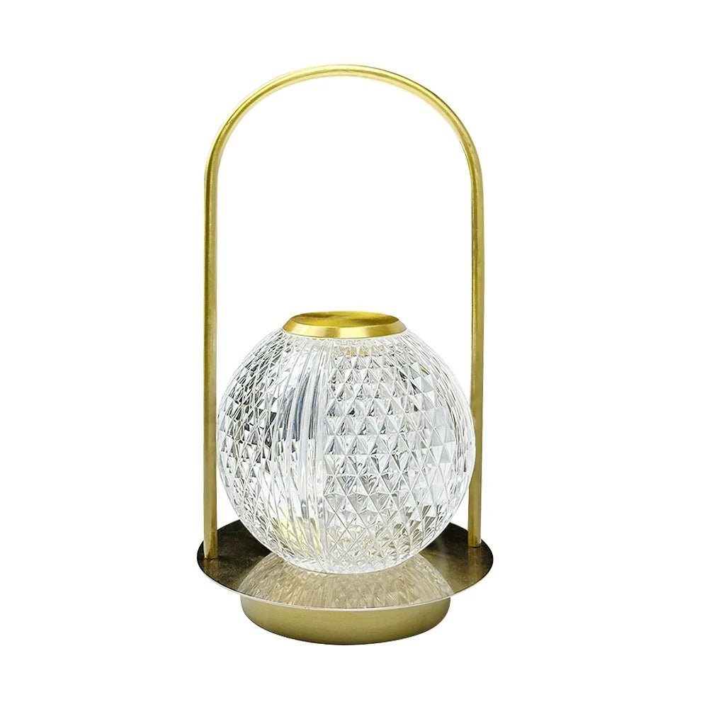 Luminária Crystal Touch, Luminária de Mesa LED, Luminária com Toque, Luminária Recarregável USB, Luminária Acrílico e Cristal, Luminária Decorativa, Luminária de Cabeceira, Luz LED Portátil, Iluminação com Estilo, Luminária com Sensor, Luz Quente e Fria, Luminária com Moldura Dourada, Presente Sofisticado, Luminária para Quarto e Sala, Luminária Moderna e Elegante, Lojas Bratta