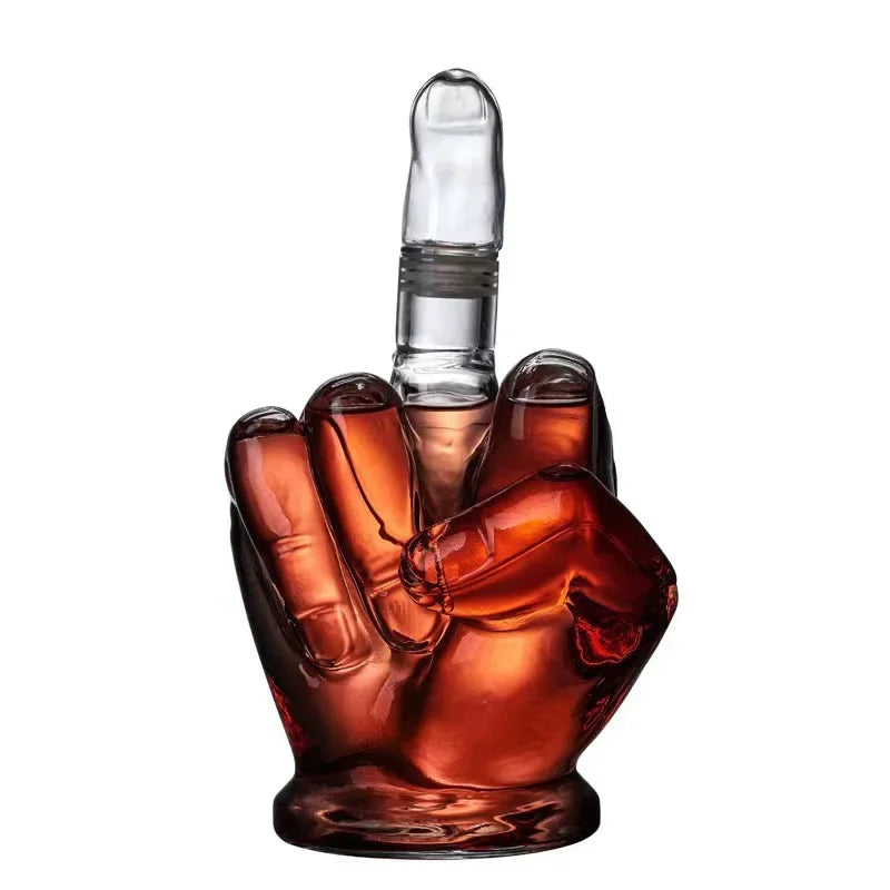 Decantador De Uísque, Decantador Exclusivo, Decantador Criativo, Decantador De Vidro, Decoração Para Bar, Presente Criativo, Presente Inusitado, Presente Para Homem, Presente Original, Presente De Luxo, Vidro Sem Chumbo, Acessório De Bar, Peça Decorativa, Decoração Moderna, Brinde Irreverente, Presente Para Colecionador, Estilo E Sofisticação, DecantadorBratta, Design Inovador, Lojas Bratta