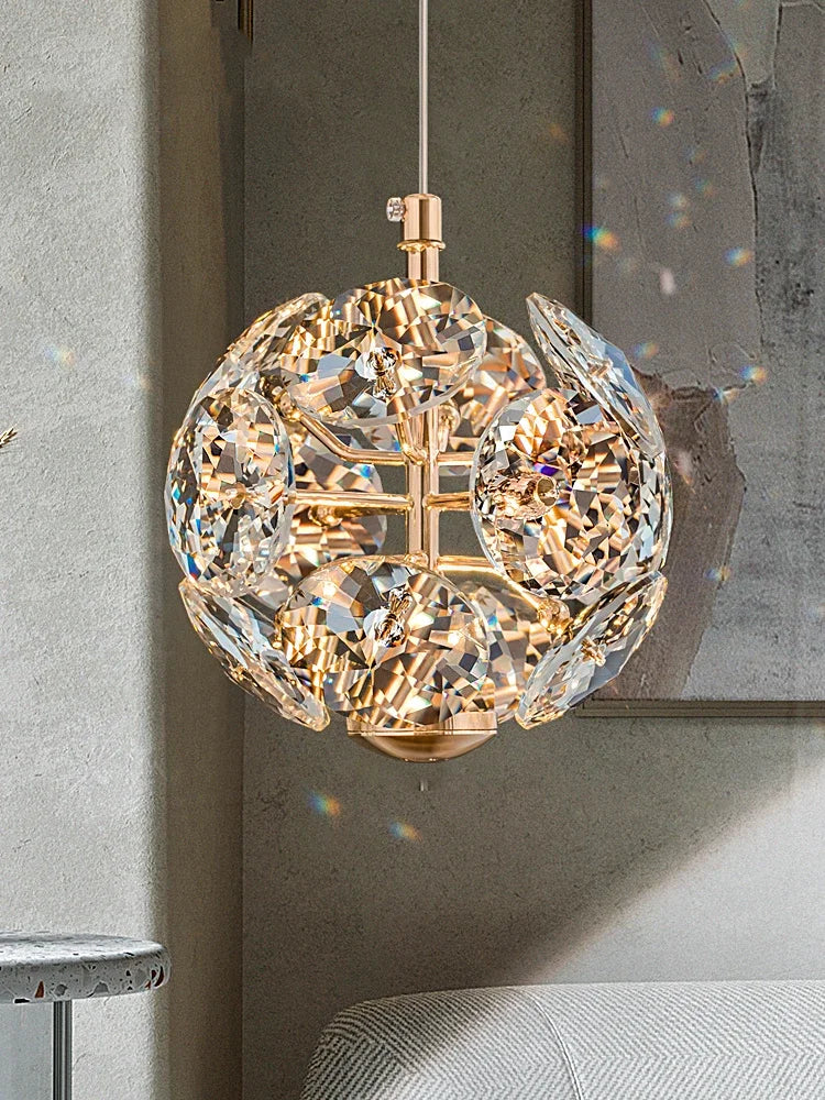 Moderno K9 Cristal Puro Cabeceira Pequena Luz Lustre Luxo Lâmpada de Parede de Cristal Corredor Lâmpada de Teto Bar Decoração Lâmpadas Nobres, luxo, iluminação, cristal, lustre, cabeceira, Luminária de Teto Cristal Moderna, Lustre de Cristal Luxo, Lustre Pendente de Luxo, Luminária Cristal Touch, Lâmpada de Mesa de Cristal, Luminária Cristal Light Luminária De Cristal De Luxo, Luminária De Mesa Em Cristal, Luminária De Cristal Artesanal, Luminária Elegante Com Cristais, Luminária Premium -Lojas Bratta
