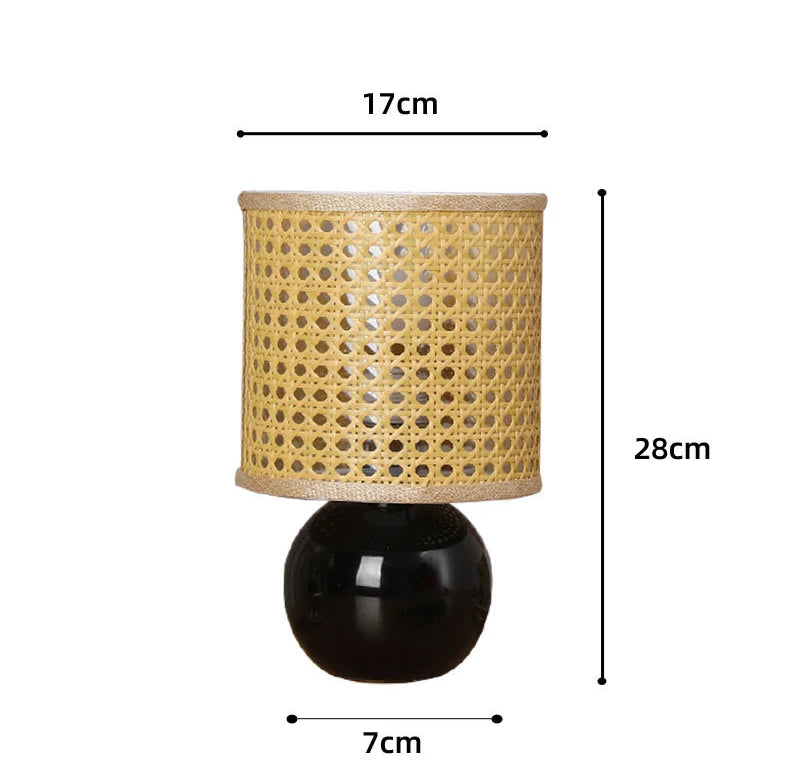 Abajur de Mesa Retrô, Abajur Retrô, Abajur para Sala, Abajur de Mesa Vintage, Iluminação Retrô, Abajur Clássico, Abajur Elegante, Abajur Decorativo, Abajur para Quarto, Abajur com Estilo, Abajur Antigo Moderno, Iluminação de Mesa Retrô, Abajur para Escritório, Abajur Design Vintage, Abajur Bratta, Decoração Retrô, Abajur com Toque Clássico, Abajur Sofisticado, Abajur para Ambientes Aconchegantes, Iluminação Clássica, Peça Decorativa Retrô, Estilo Retrô para Sala, Iluminação com Charme, Abajur-Lojas Bratta