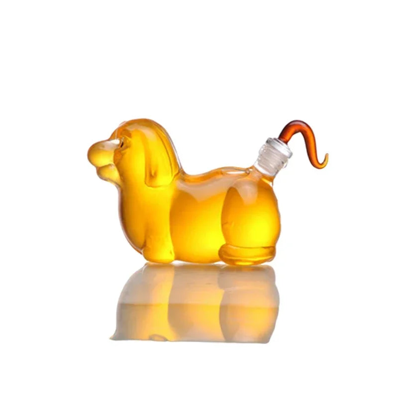 Decantador de Uísque, Decantador em Vidro, Decantador Criativo, Decoração para Bar, Presente Sofisticado, Uísque com Estilo, Design Animal, Vidro Borossilicato, Presente Masculino, Presente para Colecionadores, Bar com Estilo, Decoração Criativa, Decantador em Forma de Animal, Decoração com Vidro, Presente de Luxo, Presente Criativo, Estilo Exclusivo, Acessório para Uísque, Arte em Vidro, Brinde Diferenciado, Item de Bar, Peça Decorativa, Lojas Bratta