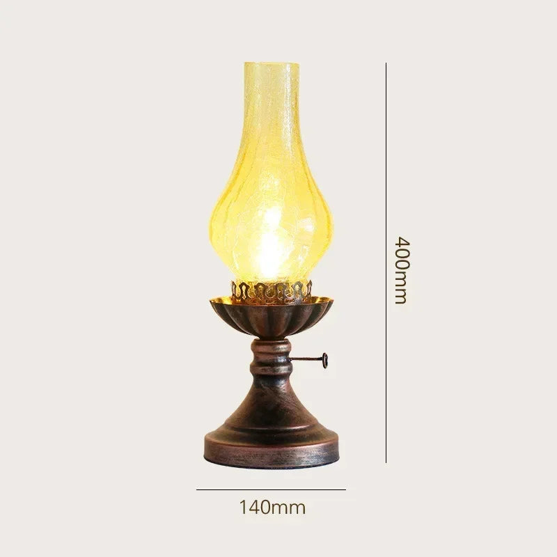 Luminária de Mesa Vintage, Lâmpada Vintage de Mesa, Candeeiro Estilo Retrô, Luminária de Mesa com Estilo Clássico, Luminária Decorativa Retrô, Luminária Bratta de Mesa, Luminária de Mesa para Quarto, Luminária de Mesa Sofisticada, Luminária com Charme Retrô, Candeeiro Clássico de Mesa, Luminária para Decoração Aconchegante, Luminária de Mesa com Design Vintage, Luminária Estilo Candeeiro, Luminária Clássica para Sala de Estar, Luminária Retrô para Escritório, Luminária de Mesa Romântica — Lojas Bratta