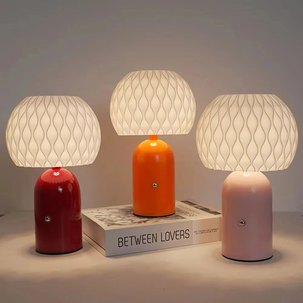 Luminária De Mesa LED, Luminária Sem Fio, Luminária LED Recarregável, Luminária LED Para Escritório, Luminária De Mesa Moderna, Luminária Sem Fio De Mesa, Luminária Portátil De Mesa, Luminária LED Portátil, Iluminação LED Sem Fio, Luminária De Mesa Estilo Contemporâneo, Luminária Design Sem Fio, Luminária LED Com Carregamento USB, Luminária LED Compacta, Luminária LED Minimalista, Luminária Para Home Office, Luminária LED Decorativa, Iluminação De Mesa Sofisticada, Luminária Com Estilo Moderno-Lojas Bratta