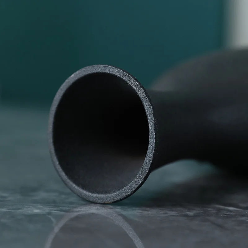 Vaso preto, Vaso de Cerâmica, Vaso Nórdico De Cerâmica Preto, Vaso Decorativo Preto, Vaso De Cerâmica Preto Decoração Moderna, Vaso De Cerâmica Preto Criativo, Vaso De Cerâmica Preto Clássico, Vaso De Cerâmica Preto, Vaso De Cerâmica Moderno, Jarro Decorativo, Jarro De Cerâmica Preto. decoração moderna, Acessórios Para Casa, Vaso Decorativo, Vaso decorativo, Vaso Preto, Vaso de Cerâmica Preto, Vaso de Cerâmica- Lojas Bratta