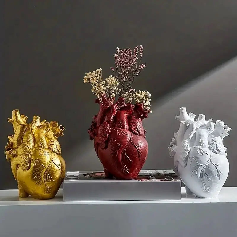 Vaso de resina em forma de coração, disponível em 4 cores (preto, branco, vermelho, dourado), ideal para arranjos florais e decoração de interiores, vaso decorativo para casa, quarto, escritório, estudo, peça moderna e criativa, Vaso Coração Bratta