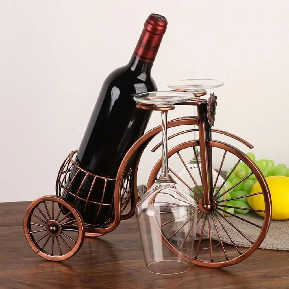 Porta-Vinhos Vintage De Metal, Suporte Decorativo Para Vinho, Design Retrô E Elegante, Acessório De Bar Sofisticado, Porta-Garrafas Estilo Industrial, Porta-Vinhos BrattaPorta-Vinho Em Metal Resistente, Suporte Criativo Para Garrafas, Decoração Para Sala De Jantar, Item Decorativo Para Adega, Estilo Vintage Para Bar Em CasaPorta-Vinhos De Ferro Com Acabamento Envelhecido, Decoração Vintage De Bar, Suporte Metálico Para 1 Garrafa, Acessório De Cozinha Com Estilo Retrô-Bratta